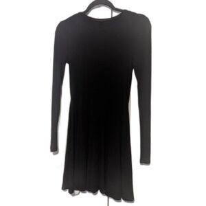Forever 21 Long Sleeve Black Knit Dress Women’s Small Cozy Classic LBD